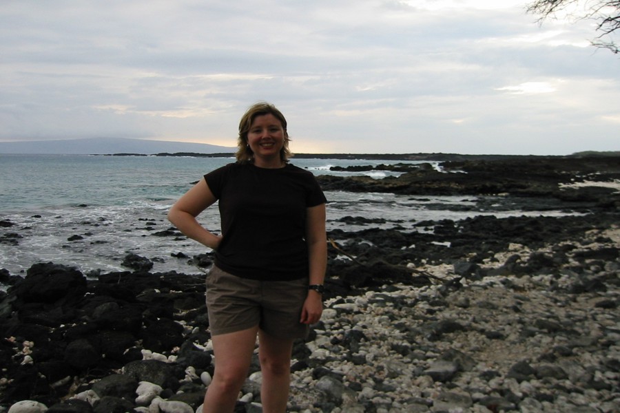 ../image/julie at la perouse bay.jpg